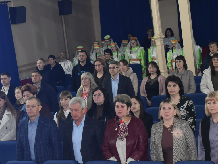 Сегодня в районном Доме культуры состоялся душевный праздник, посвящённый Дню местного самоуправления!.